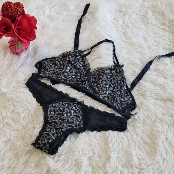 36C Victoria's Secret Black Bra Set - Picture 8 of 13